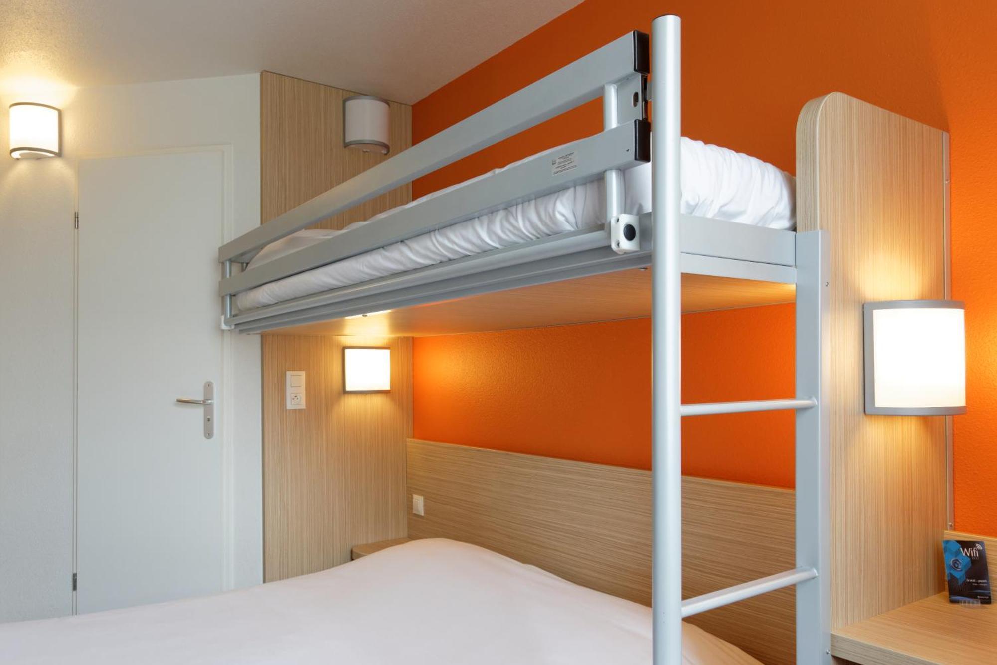 Premiere Classe Lyon Sud - Irigny - Pierre Benite Экстерьер фото