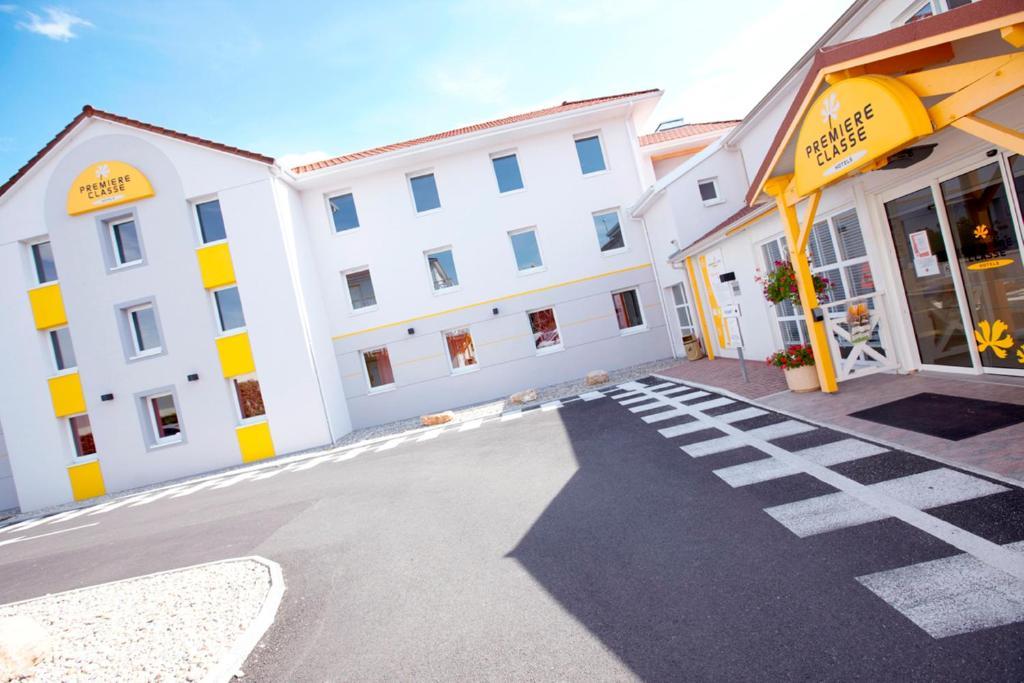 Premiere Classe Lyon Sud - Irigny - Pierre Benite Экстерьер фото