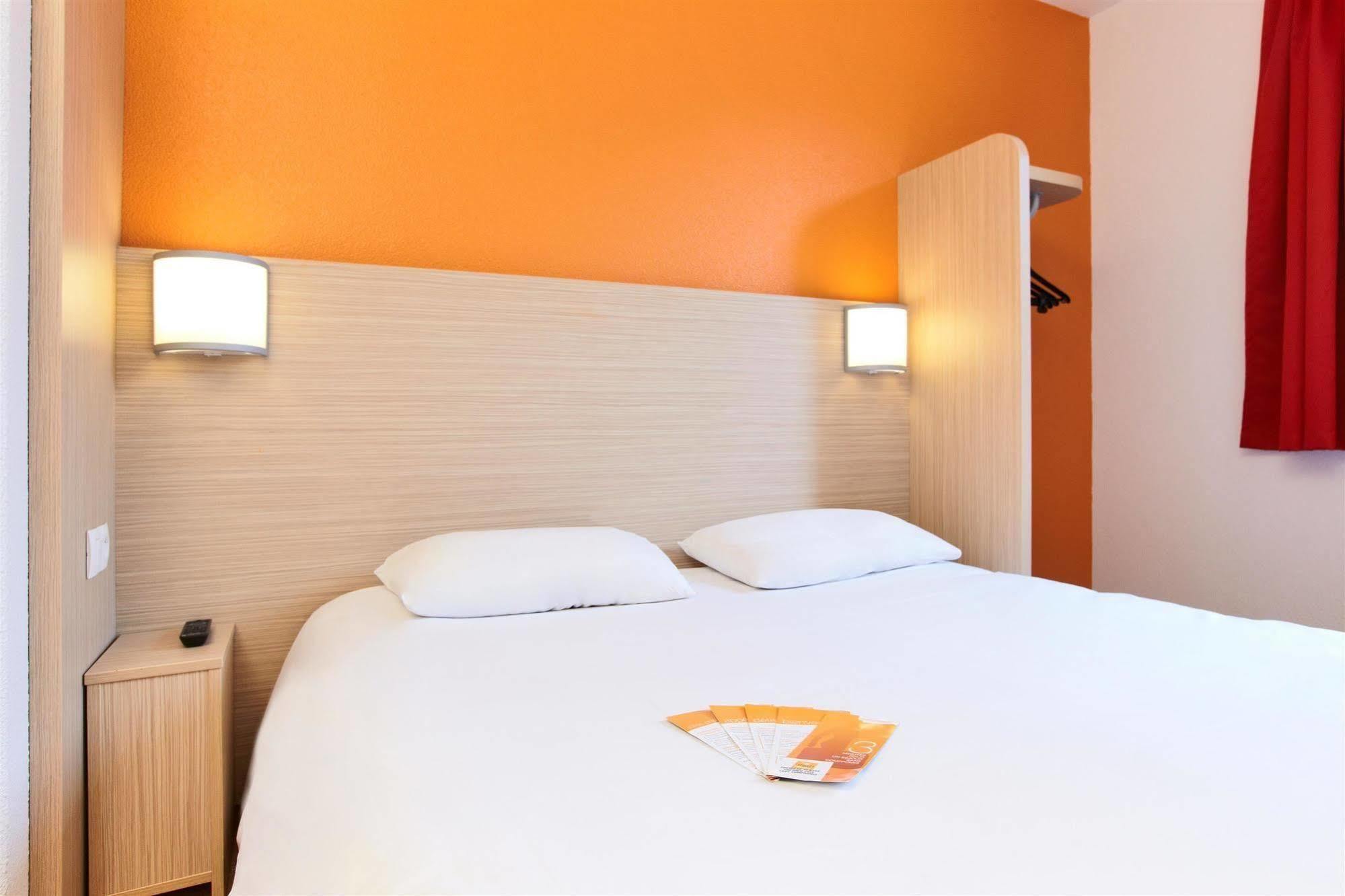 Premiere Classe Lyon Sud - Irigny - Pierre Benite Экстерьер фото