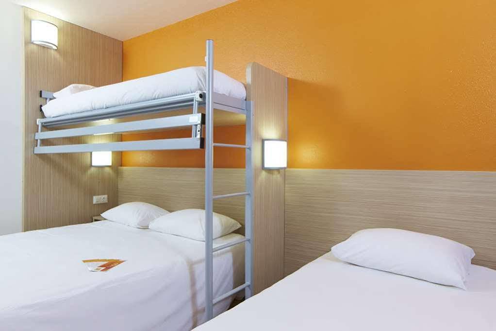 Premiere Classe Lyon Sud - Irigny - Pierre Benite Экстерьер фото